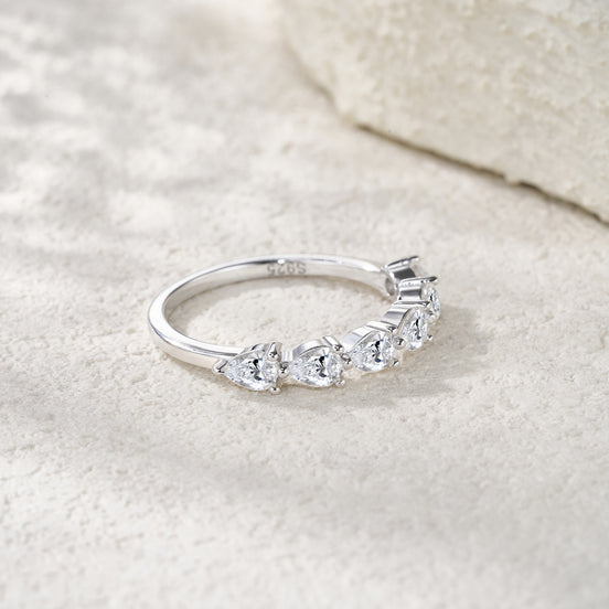 Minimalist Morganite Diamond Ring