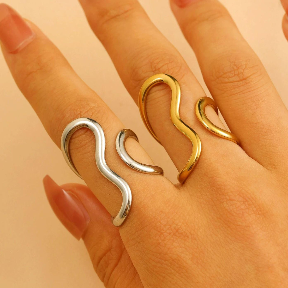 Minimalist S Curve Adjustable Open Ring