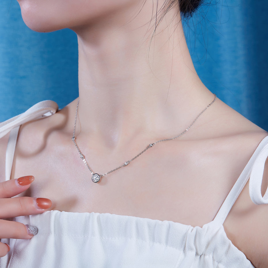 Natural Reverie Moissanite Necklace | Platinum S925 Silver