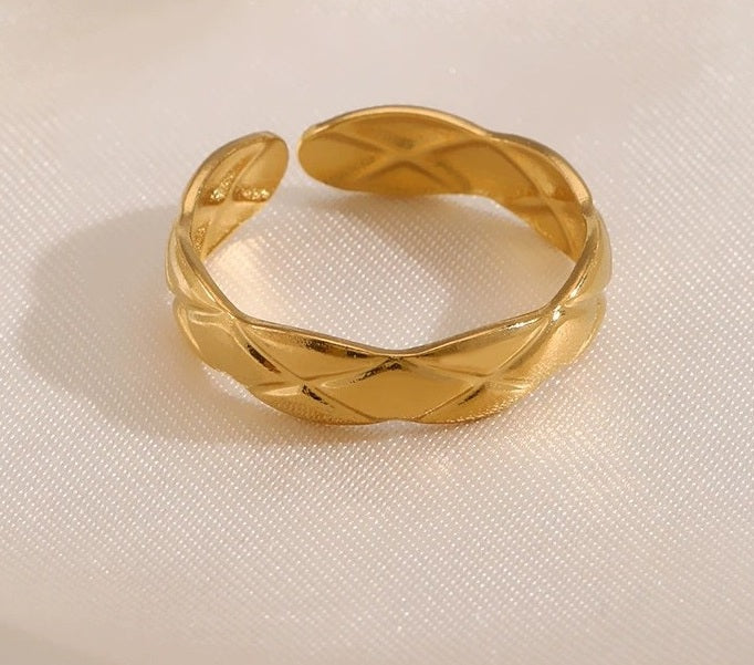 Gold Braided Adjustable Ring