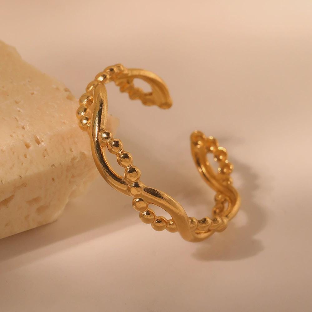 Adjustable Wave Beaded Ring