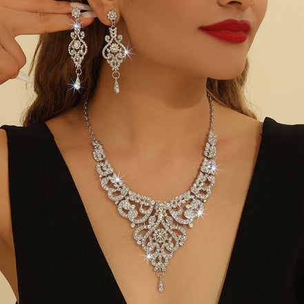 Hollow Necklace & Earrings Set