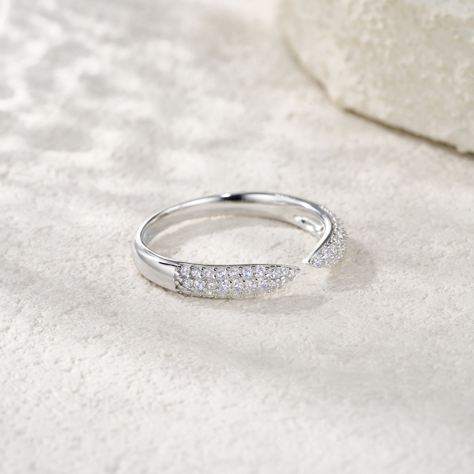 Morganite Solitaire Ring | Platinum-Plated S925 Silver | Jubris