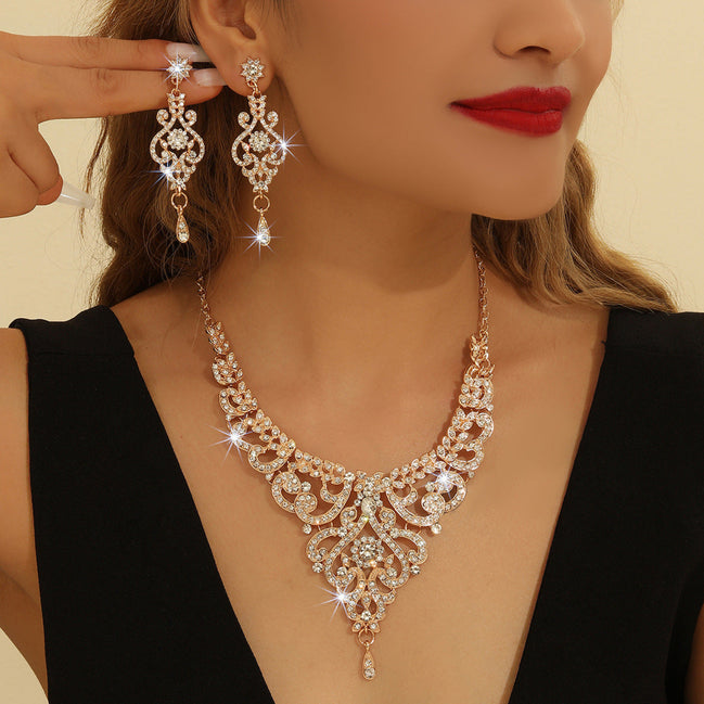 Hollow Necklace & Earrings Set